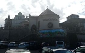 Vila Anton